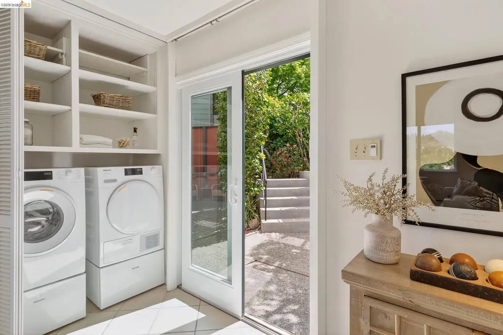 4 Cavendish Lane Piedmont CA 94602