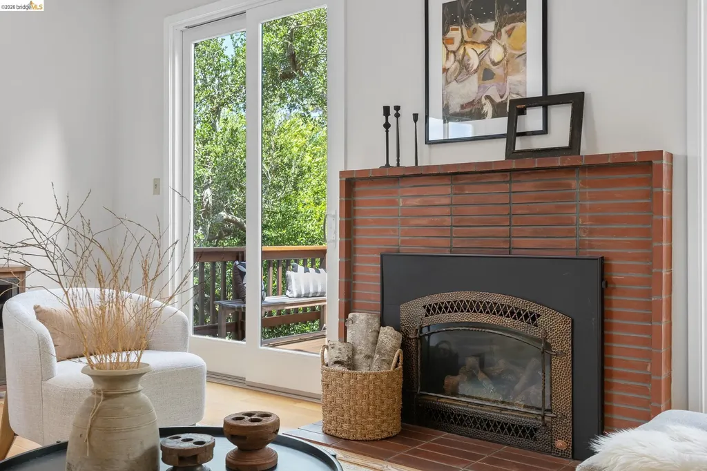4 Cavendish Lane Piedmont CA 94602