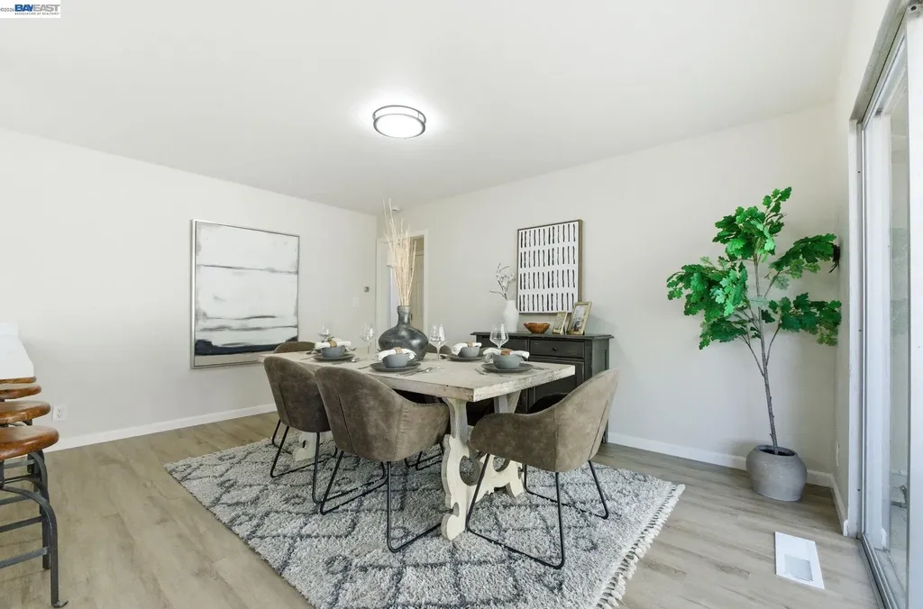 1902 Evergreen Avenue San Leandro CA 94577