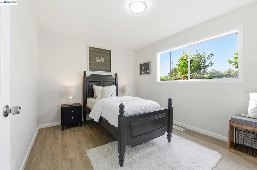 1902 Evergreen Avenue San Leandro CA 94577