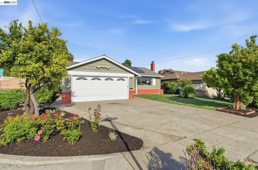 1902 Evergreen Avenue San Leandro CA 94577