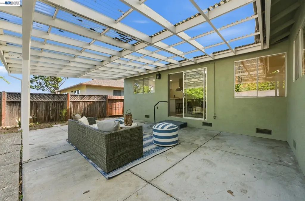 1902 Evergreen Avenue San Leandro CA 94577