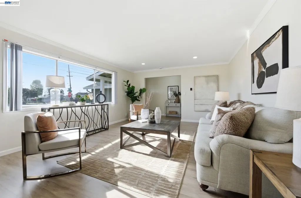 1902 Evergreen Avenue San Leandro CA 94577