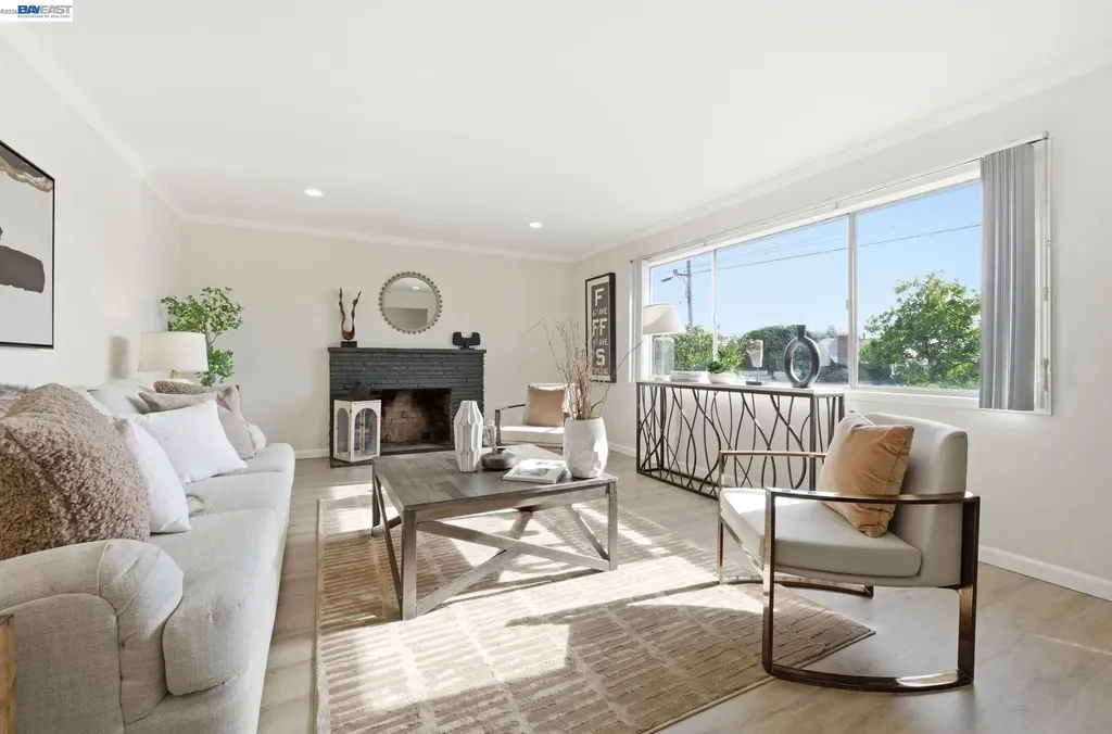 1902 Evergreen Avenue San Leandro CA 94577