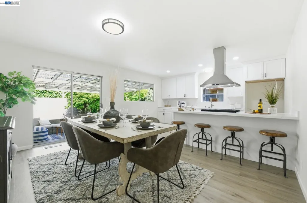 1902 Evergreen Avenue San Leandro CA 94577