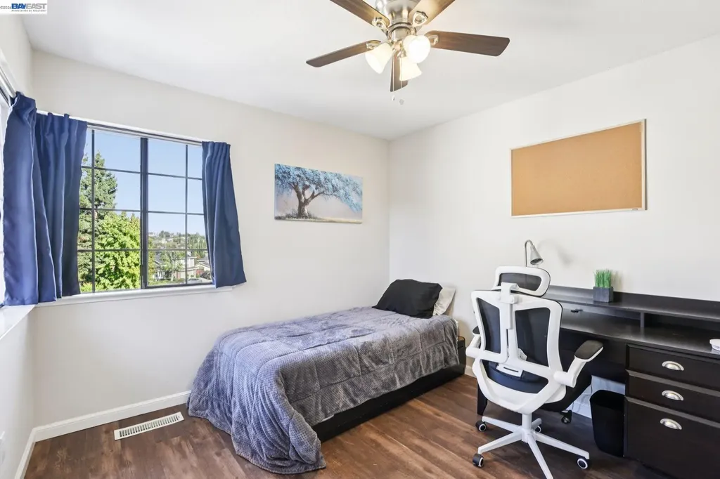 300 Lodgepole Court Martinez CA 94553