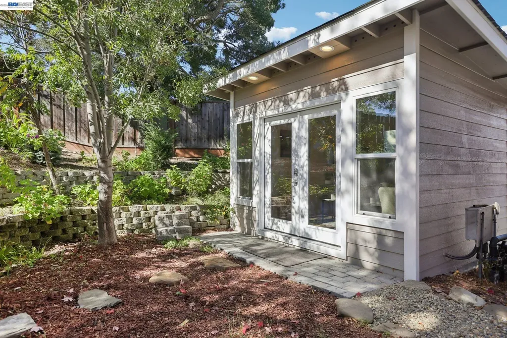 300 Lodgepole Court Martinez CA 94553