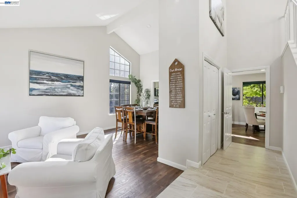 300 Lodgepole Court Martinez CA 94553
