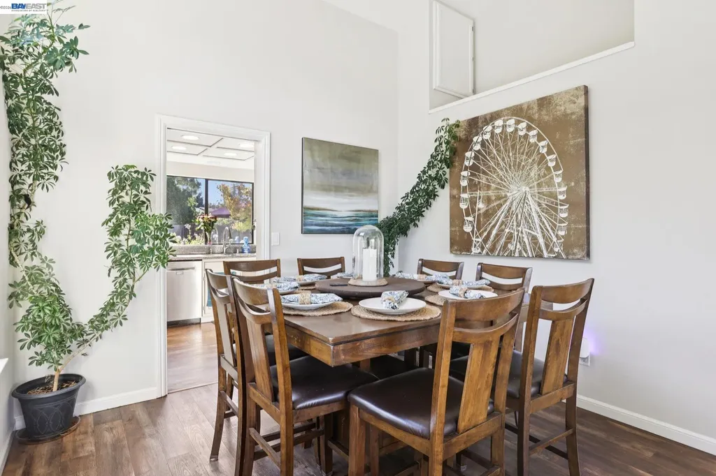 300 Lodgepole Court Martinez CA 94553