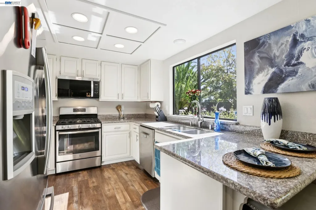300 Lodgepole Court Martinez CA 94553
