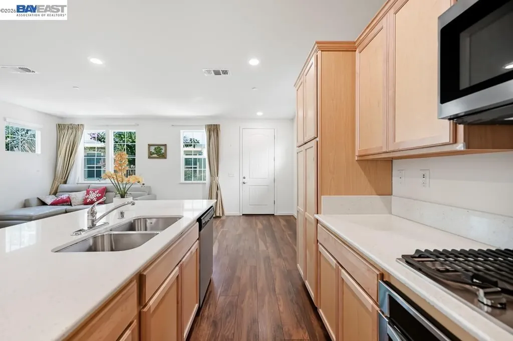 1505 Sylvia Street Hayward CA 94545