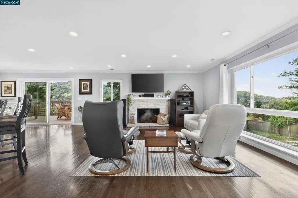 73 Pine Hill Drive El Sobrante CA 94803