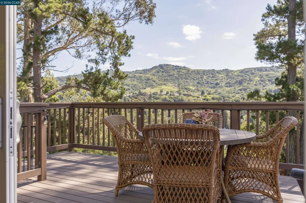 73 Pine Hill Drive El Sobrante CA 94803