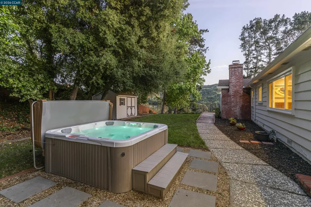 73 Pine Hill Drive El Sobrante CA 94803