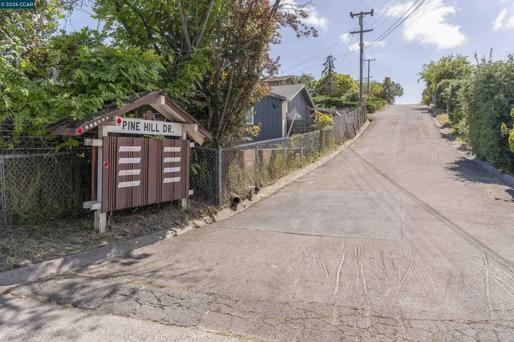 73 Pine Hill Drive El Sobrante CA 94803