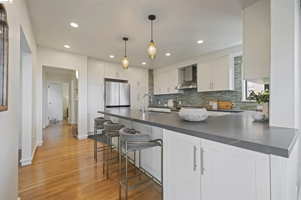 1170 Sterling Avenue Berkeley CA 94708