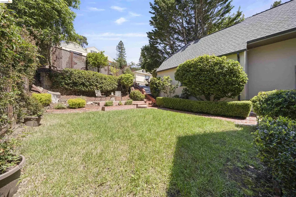 1170 Sterling Avenue Berkeley CA 94708