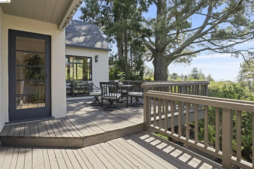 1170 Sterling Avenue Berkeley CA 94708