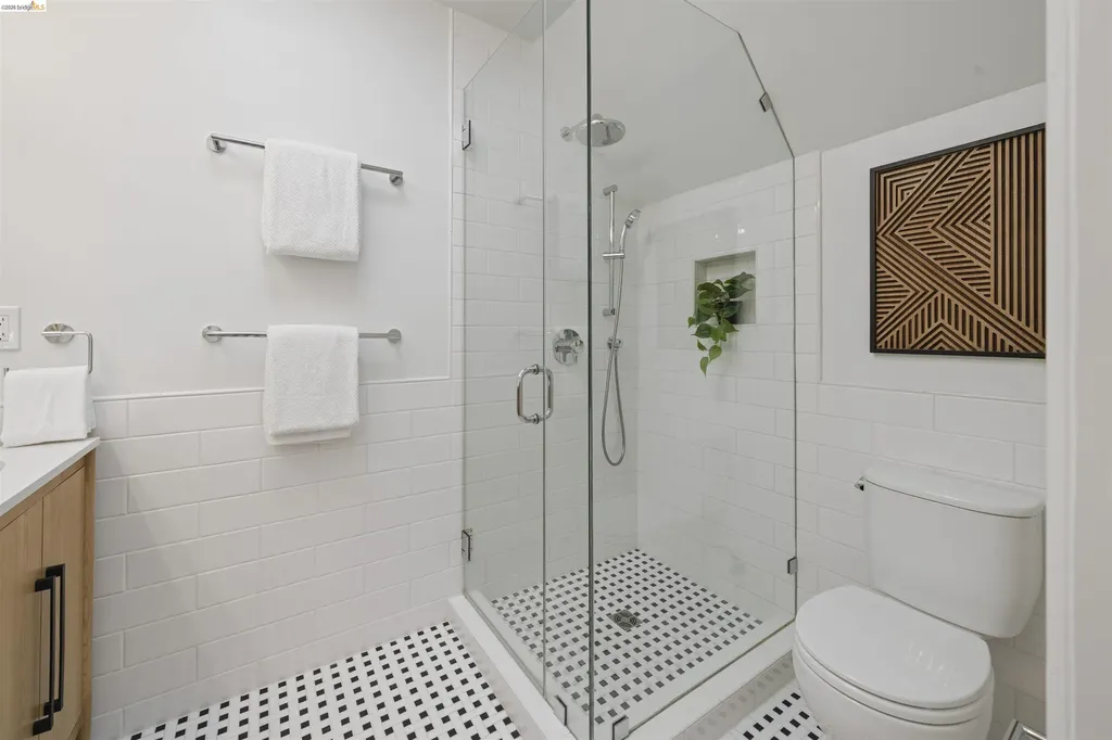 1170 Sterling Avenue Berkeley CA 94708