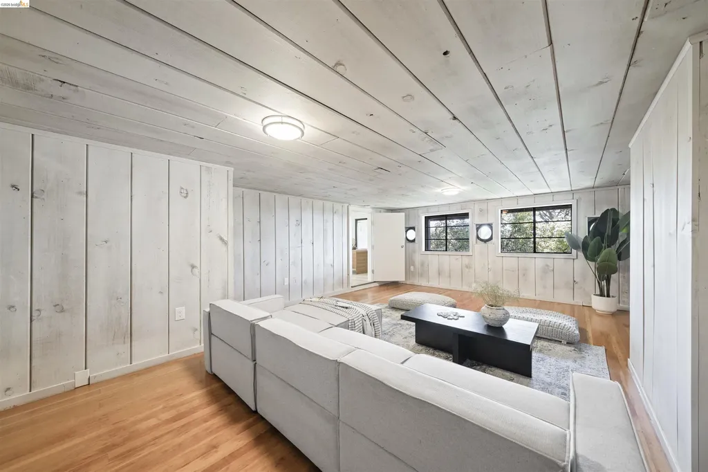 1170 Sterling Avenue Berkeley CA 94708