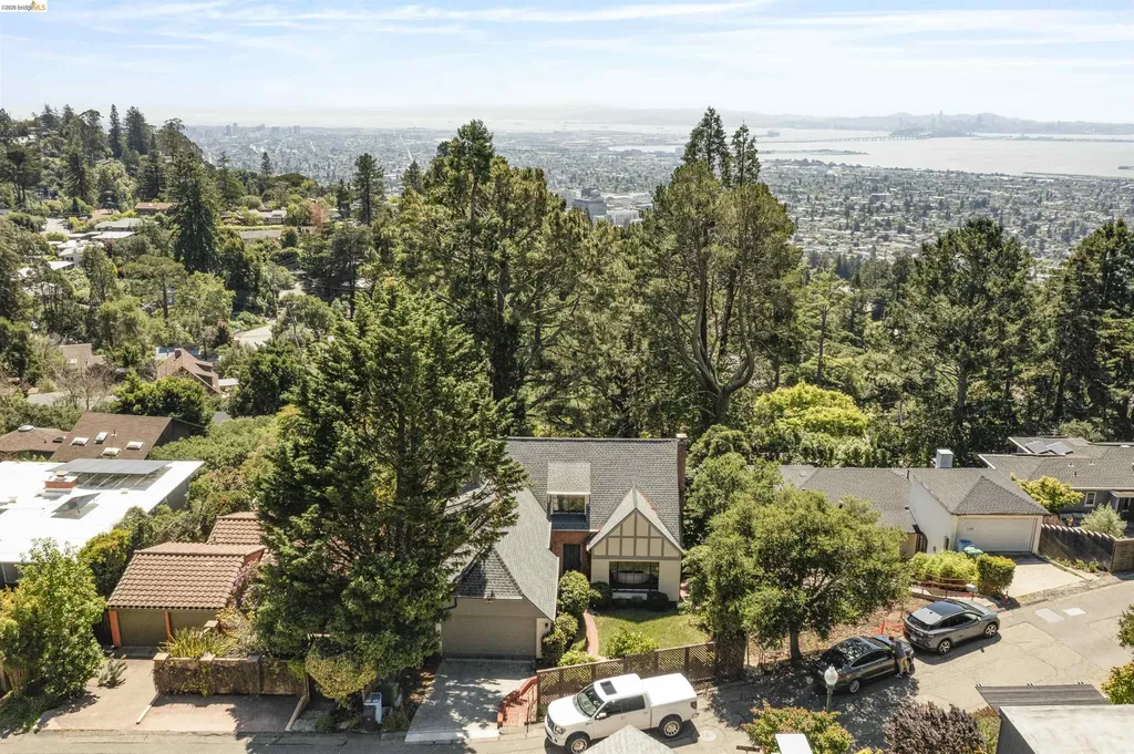 1170 Sterling Avenue Berkeley CA 94708
