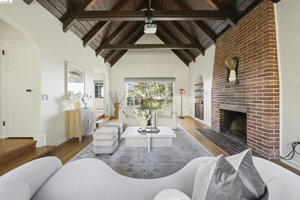 1170 Sterling Avenue Berkeley CA 94708