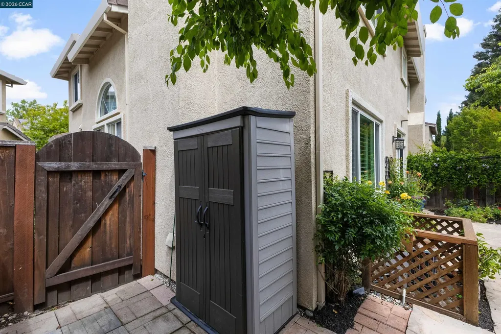121 Enchanted Way San Ramon CA 94583