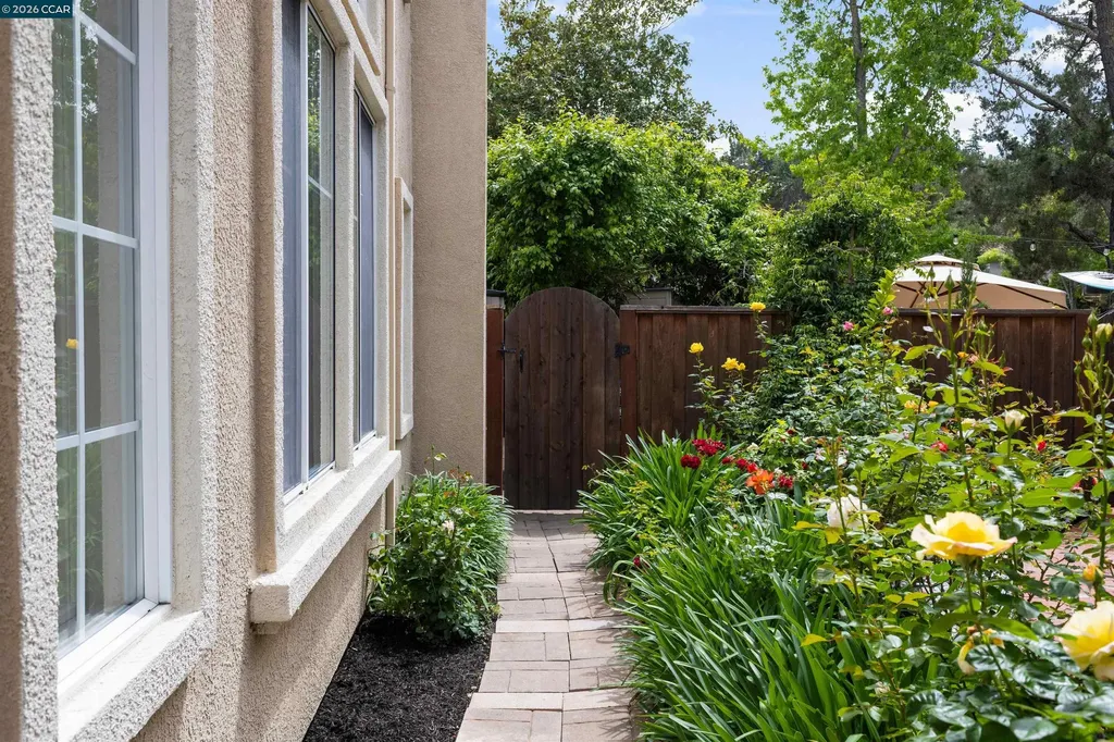 121 Enchanted Way San Ramon CA 94583