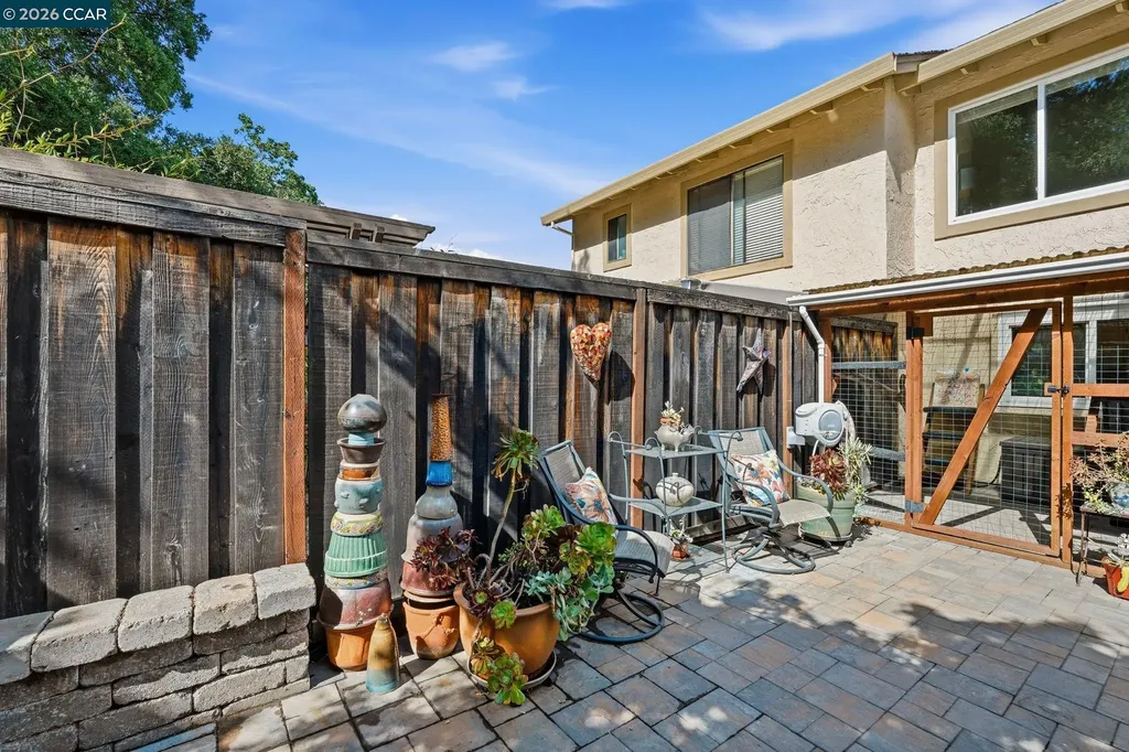 2365 Sweetwater Drive Martinez CA 94553