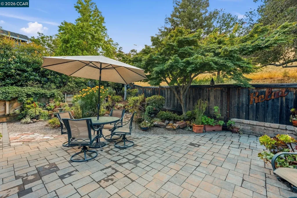 2365 Sweetwater Drive Martinez CA 94553