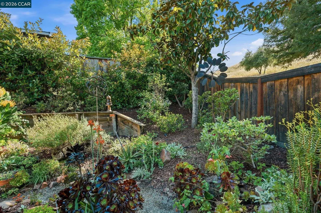 2365 Sweetwater Drive Martinez CA 94553