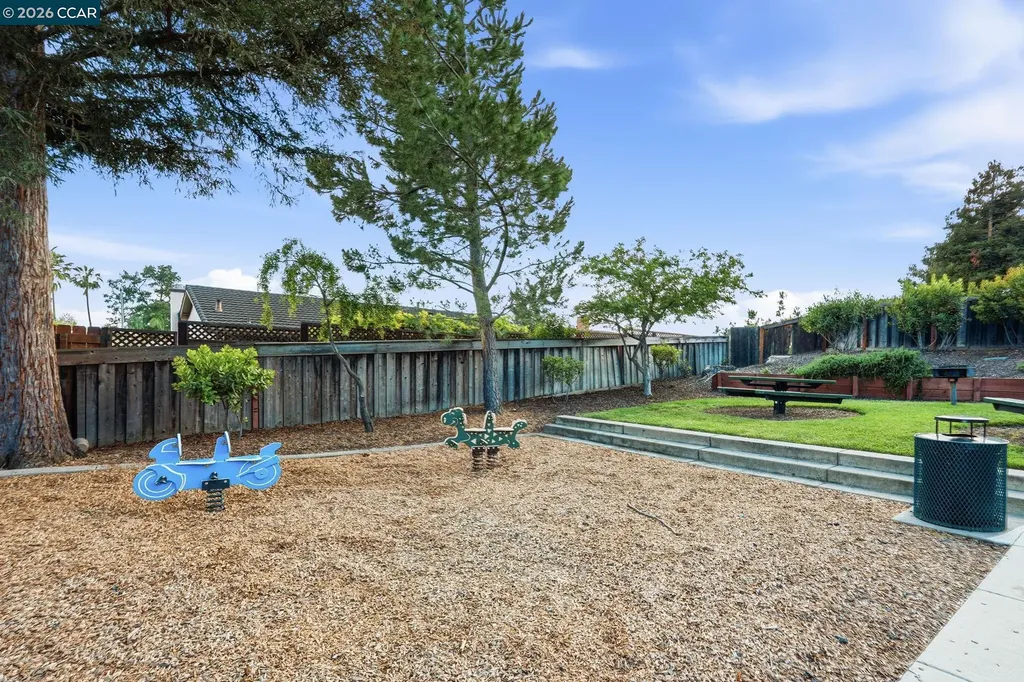 2365 Sweetwater Drive Martinez CA 94553