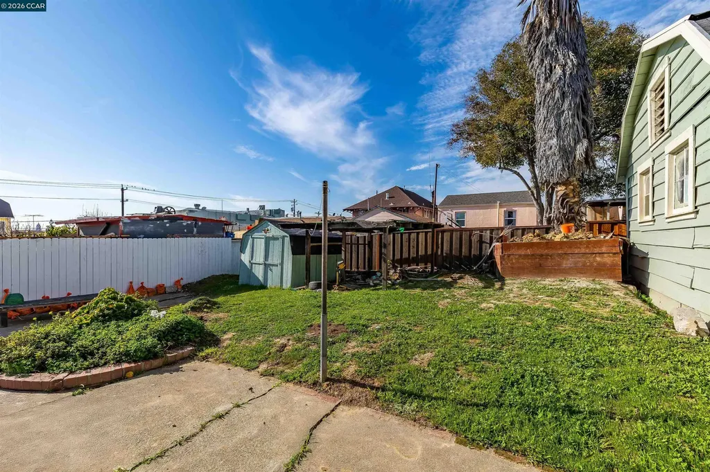 5315 Cole Street Oakland CA 94601