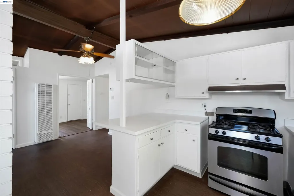 1673 Southgate Street Hayward CA 94545