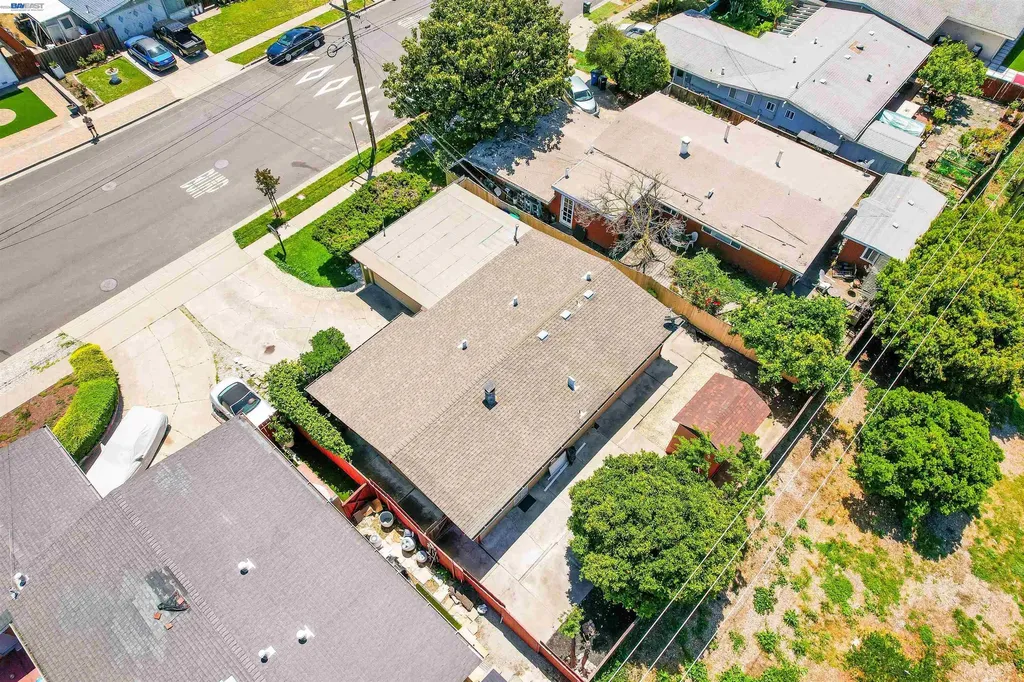 1673 Southgate Street Hayward CA 94545