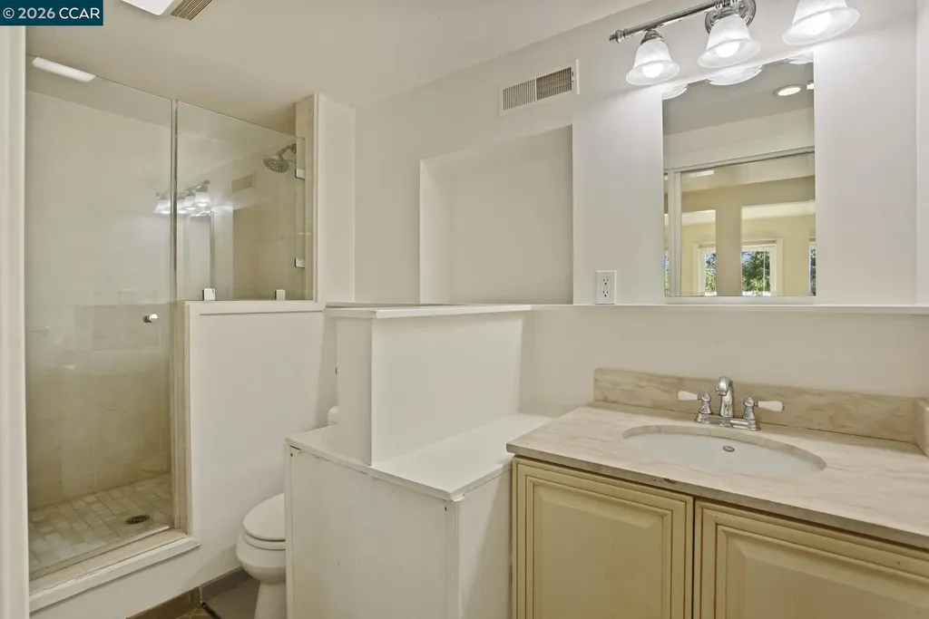 5716 Merriewood Drive Oakland CA 94611