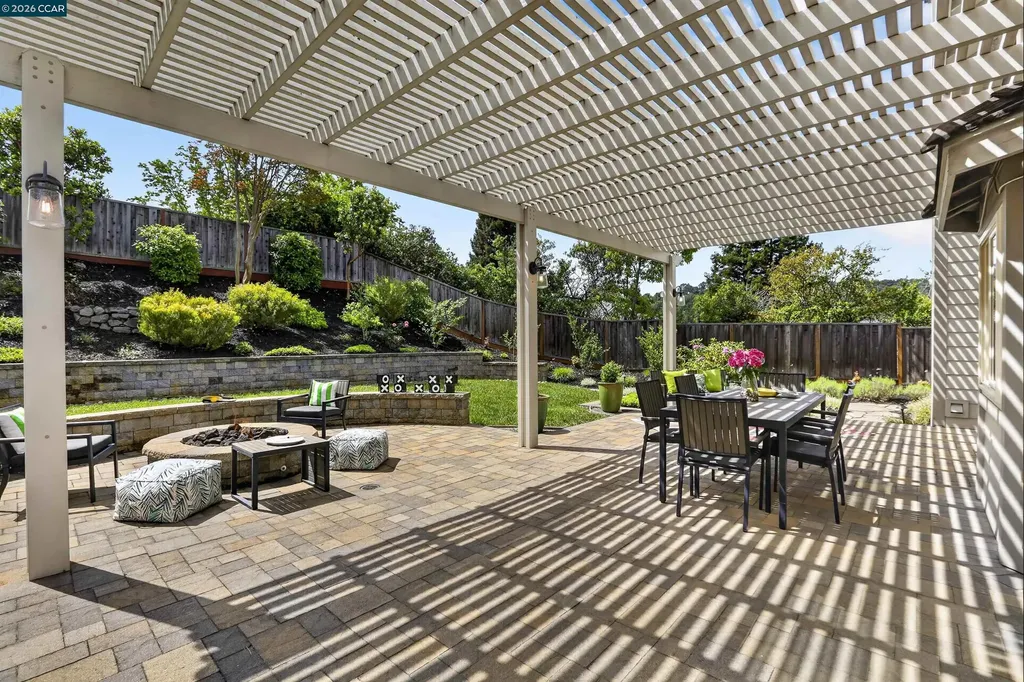 22 Williams Drive Moraga CA 94556