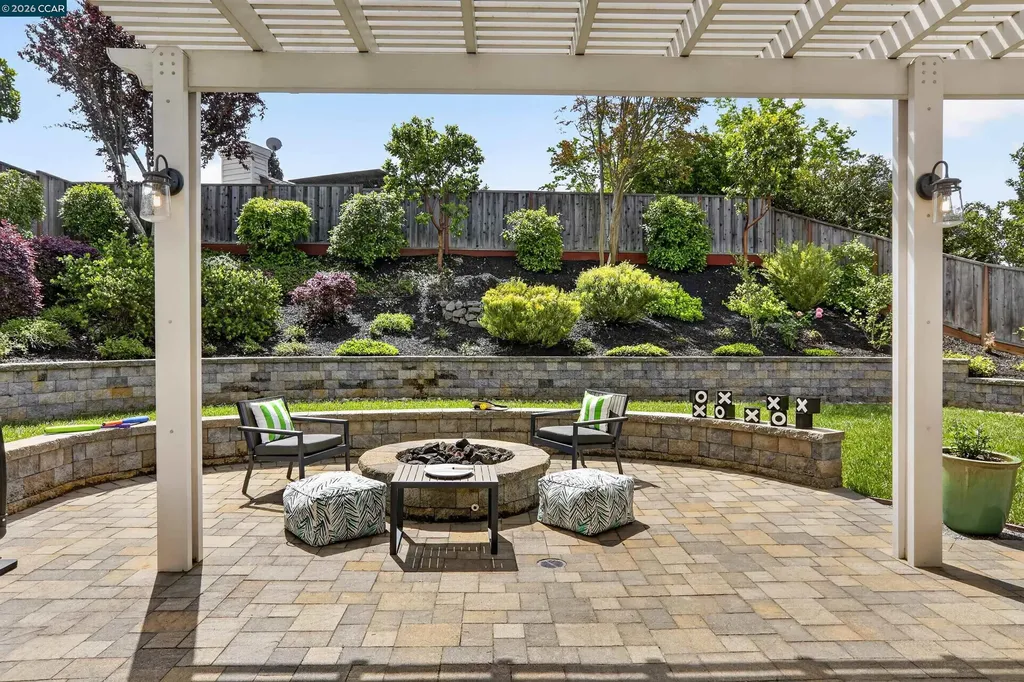 22 Williams Drive Moraga CA 94556