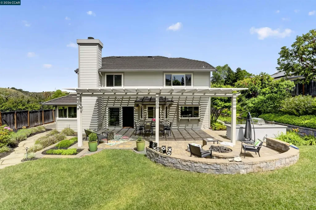 22 Williams Drive Moraga CA 94556
