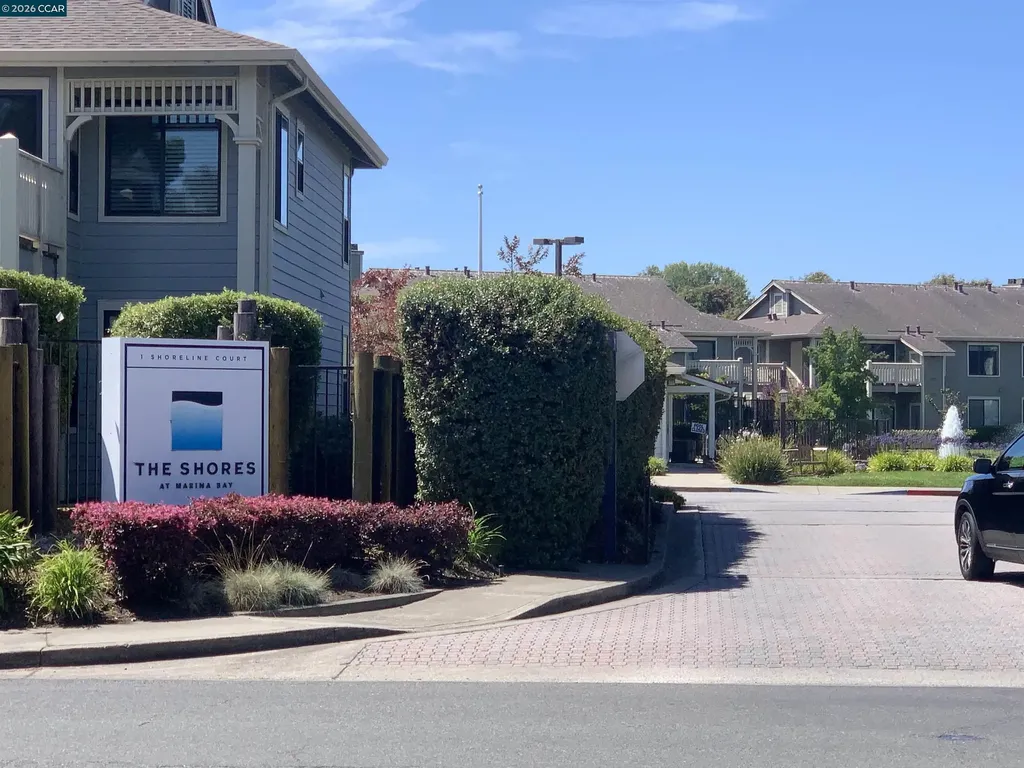 96 Lakeshore Court Richmond CA 94804