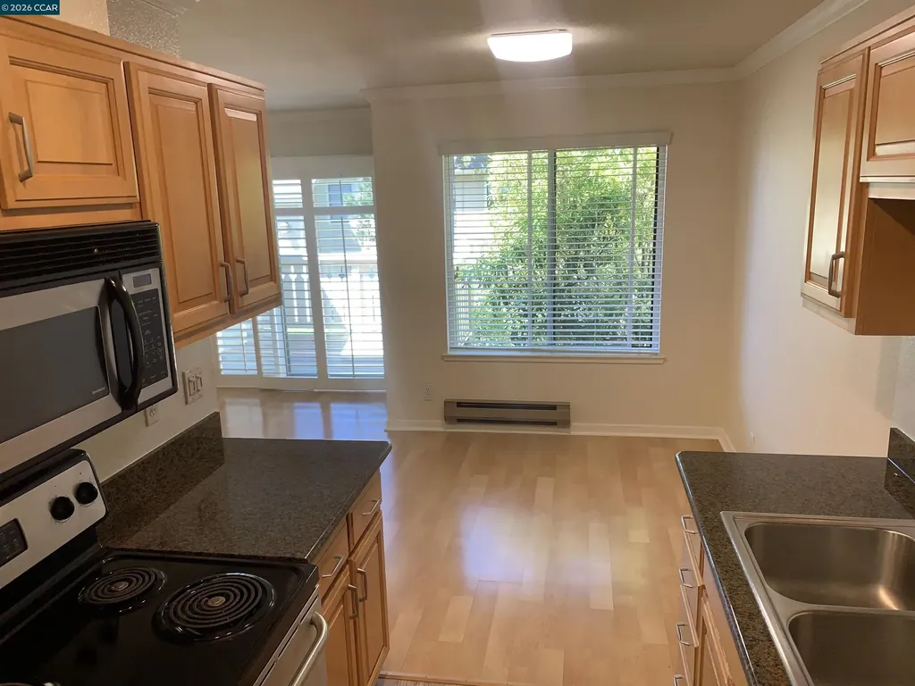 96 Lakeshore Court Richmond CA 94804