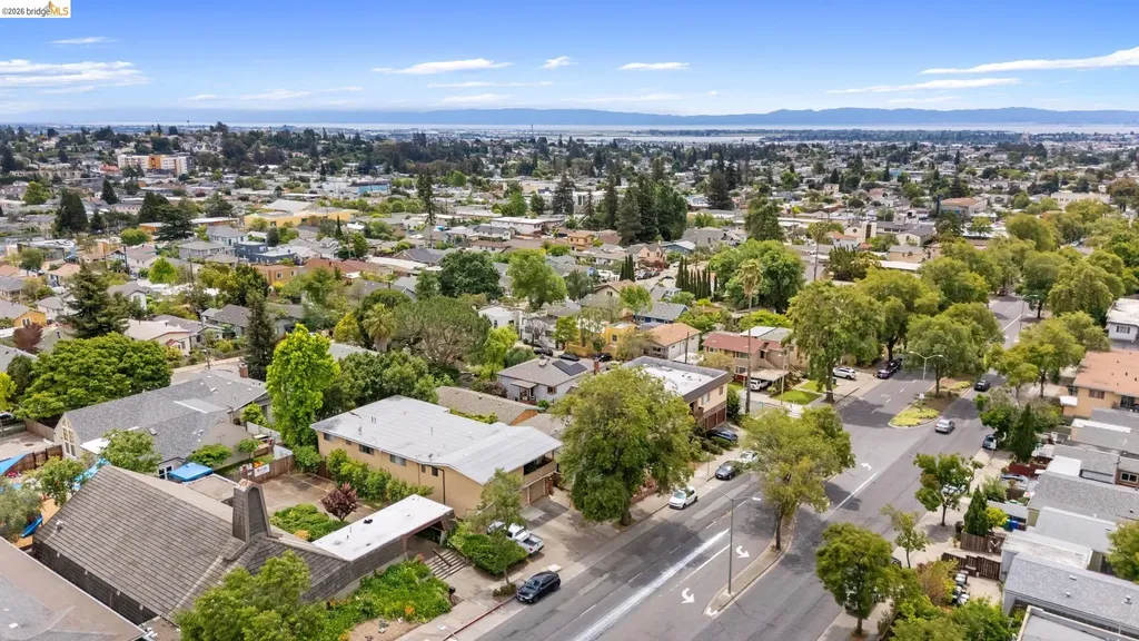 3872 35th Avenue Oakland CA 94619