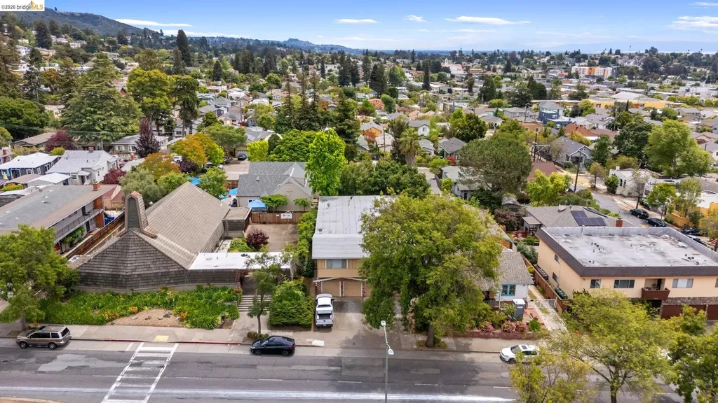 3872 35th Avenue Oakland CA 94619