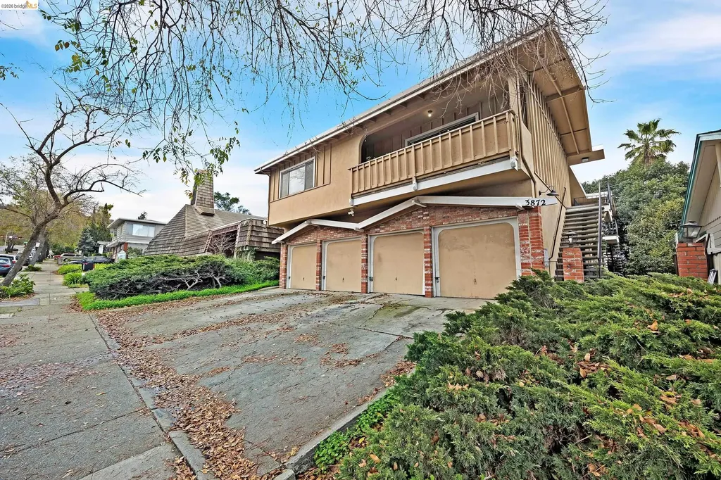 3872 35th Avenue Oakland CA 94619