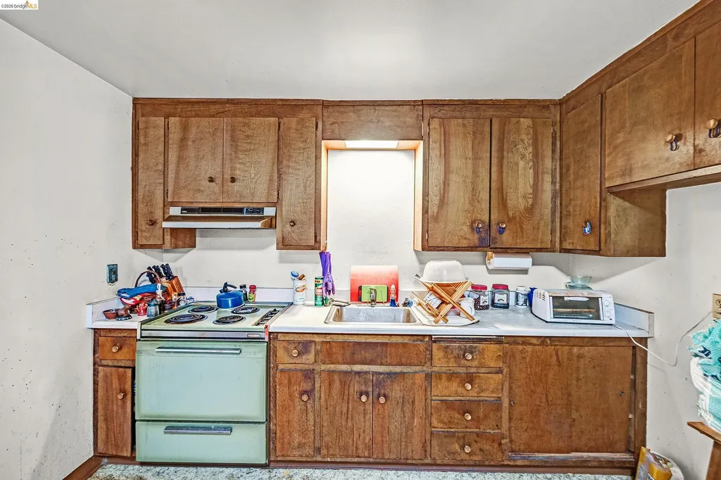 3872 35th Avenue Oakland CA 94619