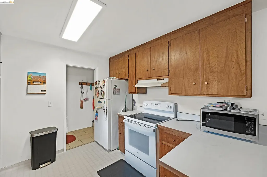 3872 35th Avenue Oakland CA 94619