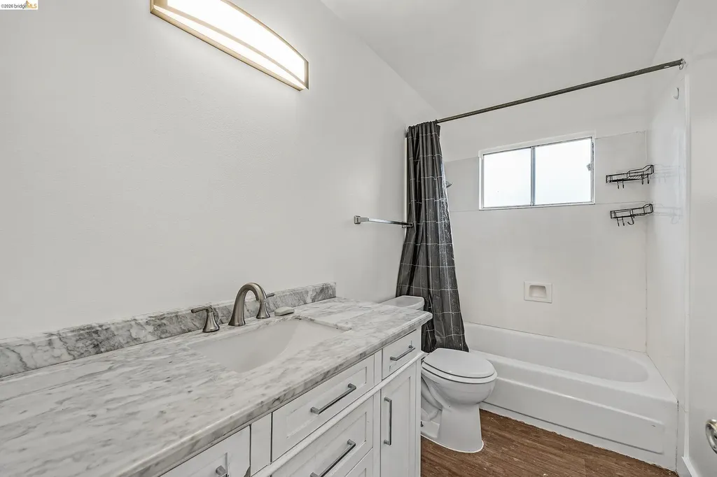 3872 35th Avenue Oakland CA 94619