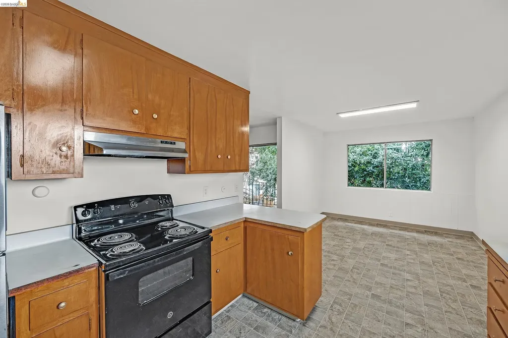 3872 35th Avenue Oakland CA 94619