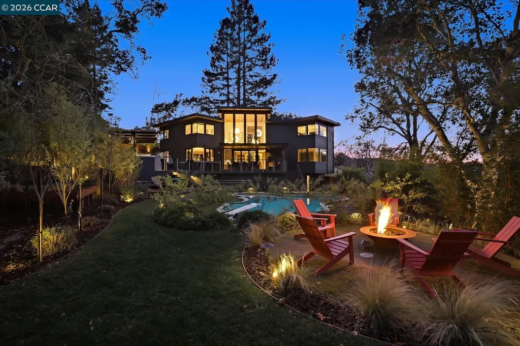 32 Los Dedos Road Orinda CA 94563