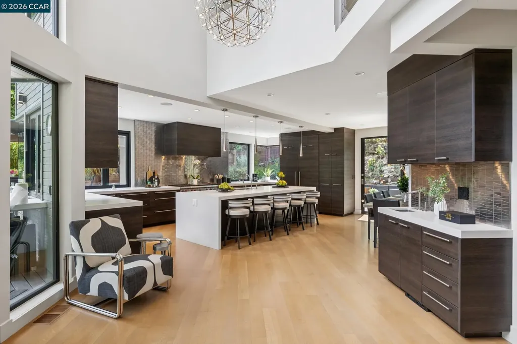 32 Los Dedos Road Orinda CA 94563